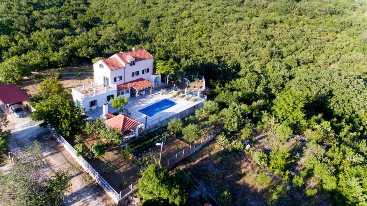 Holiday Home Koprivno Екстериор снимка