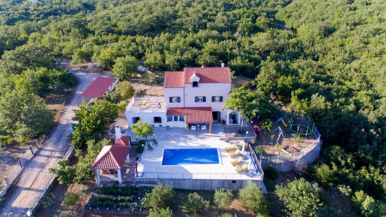 Holiday Home Koprivno Екстериор снимка