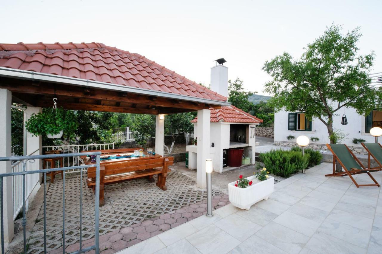 Holiday Home Koprivno Екстериор снимка