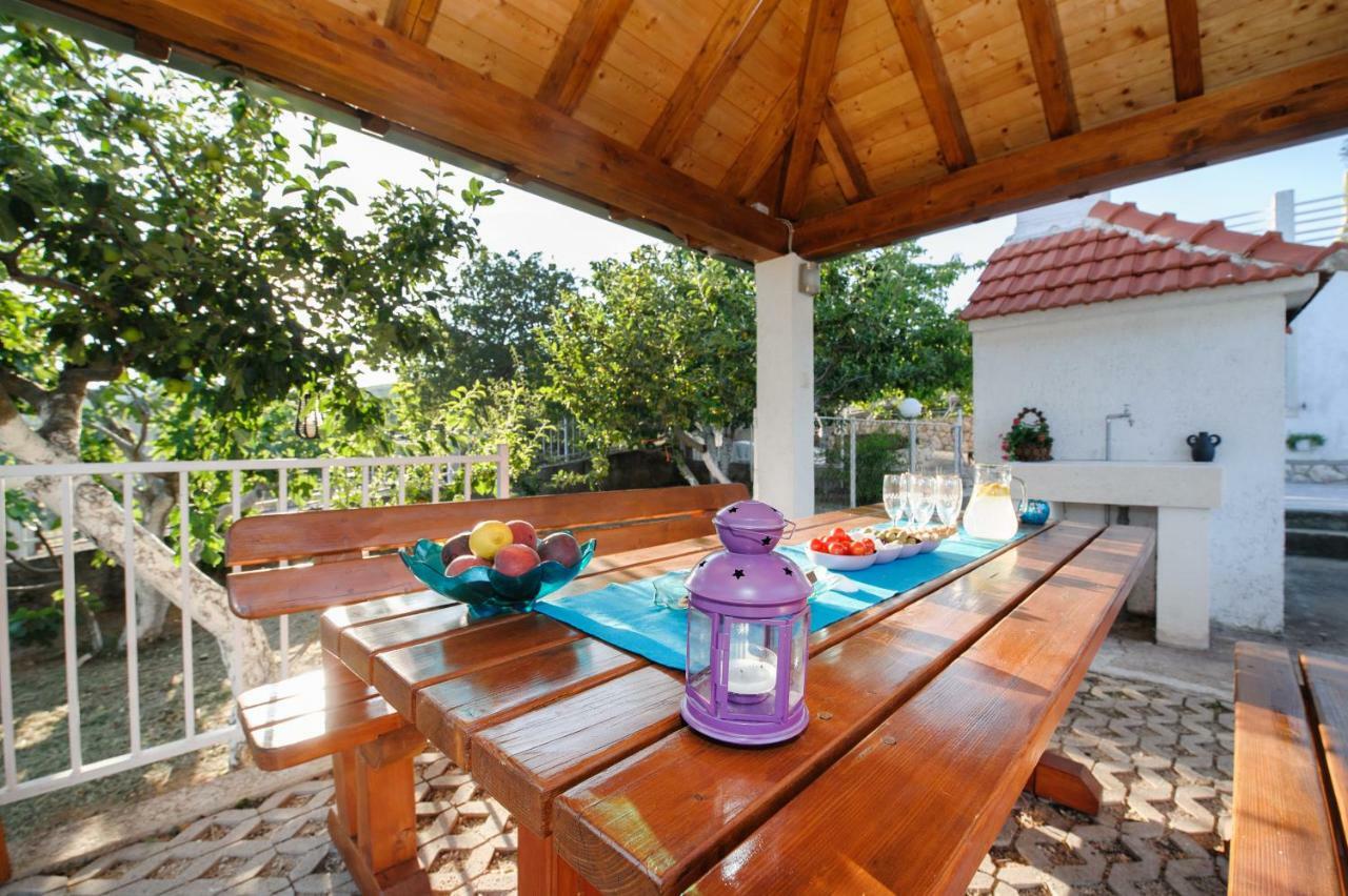 Holiday Home Koprivno Екстериор снимка