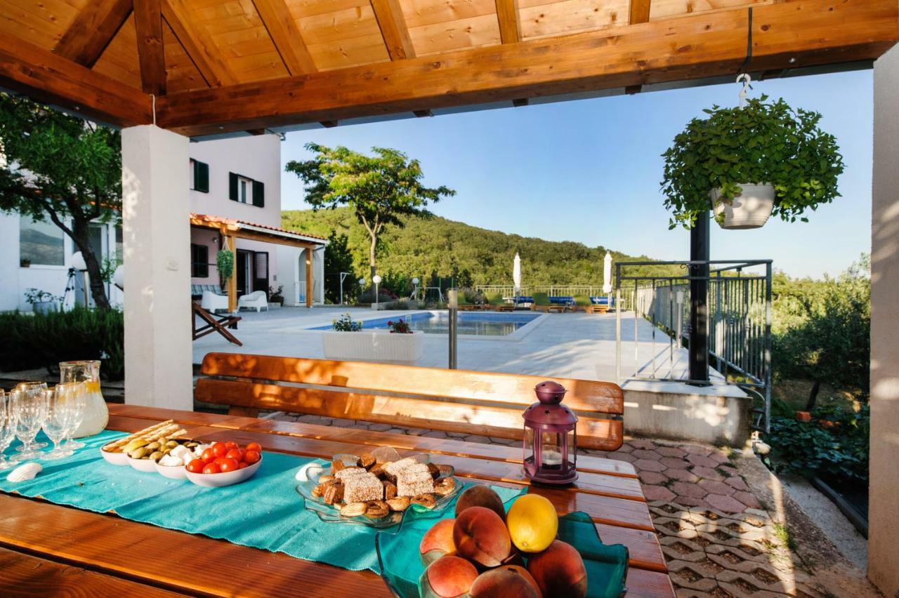 Holiday Home Koprivno Екстериор снимка