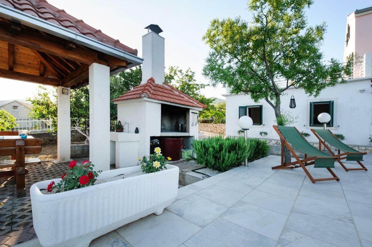 Holiday Home Koprivno Екстериор снимка