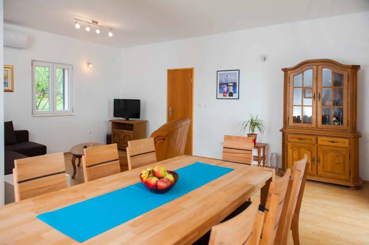 Holiday Home Koprivno Екстериор снимка